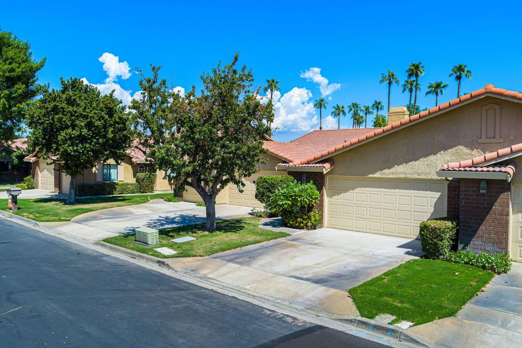 Chaparral C.C. - Residential