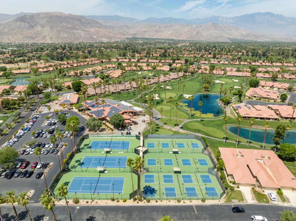 Chaparral C.C. - Residential
