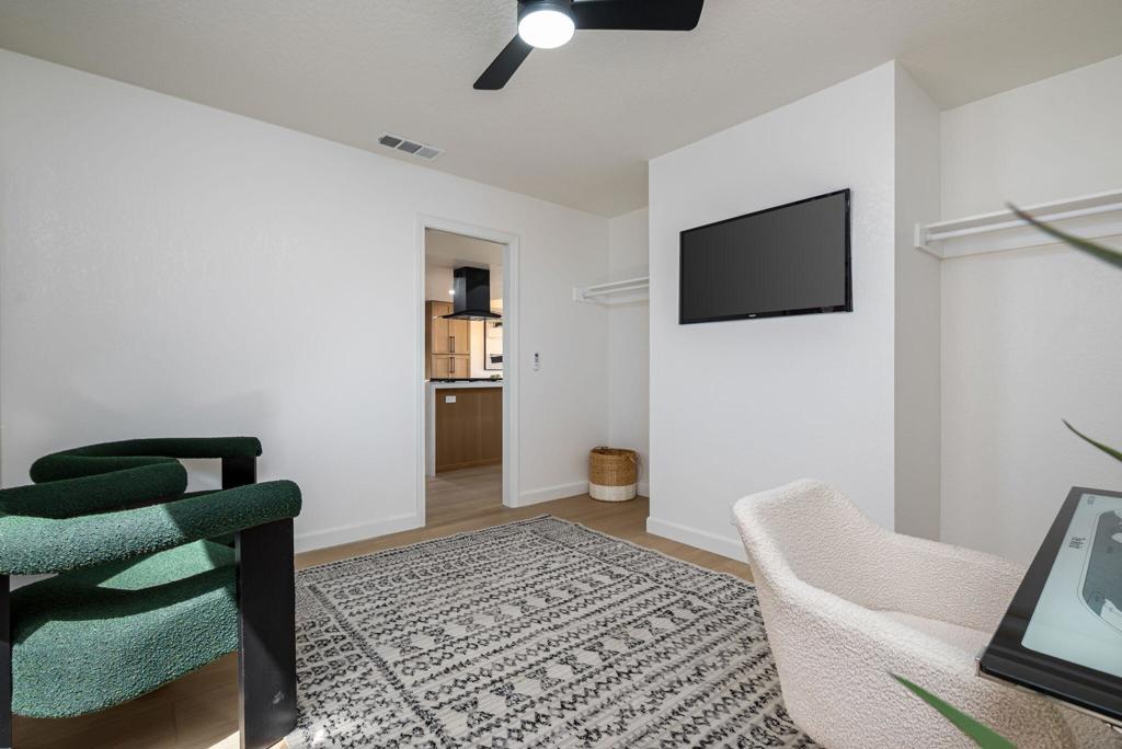 Chaparral C.C. - Residential