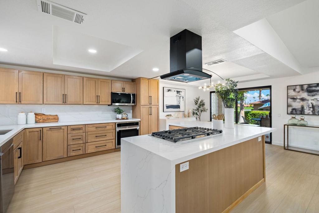 Chaparral C.C. - Residential