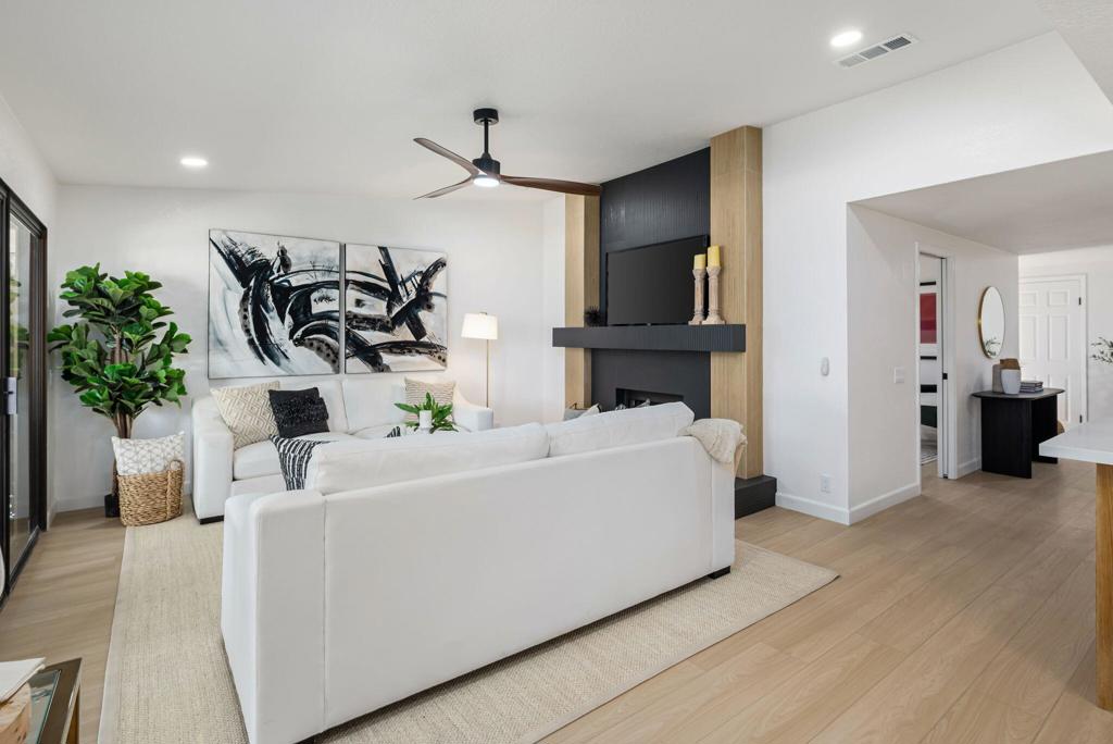 Chaparral C.C. - Residential