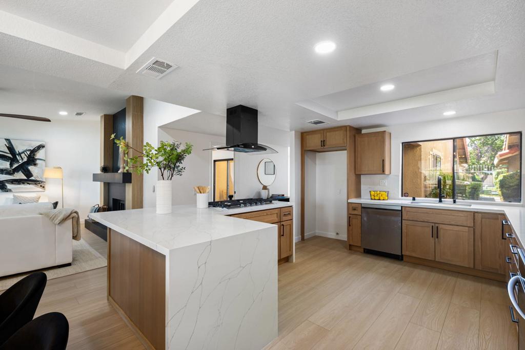 Chaparral C.C. - Residential