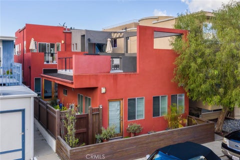 Photo of 701 Loma Drive, Hermosa Beach, CA 90254 (MLS # SB26079225)