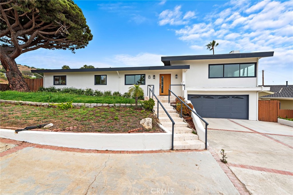 8 Clipper Road