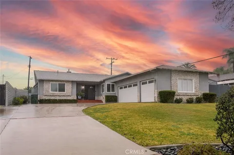 1241 E Mountain View Avenue, Glendora, CA 91741 - MLS#: CV26035853