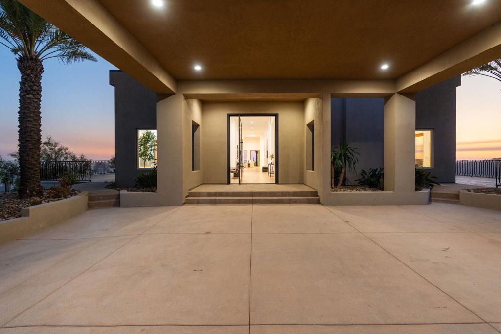 2297 Sunshine Mountain Rd