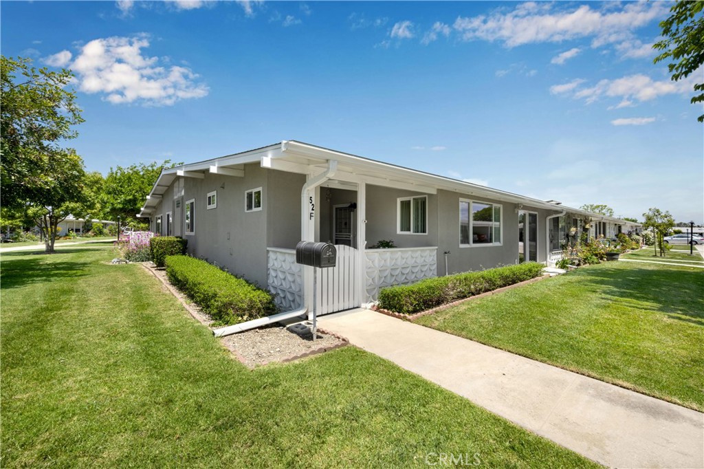 1461 Merion Way 52F