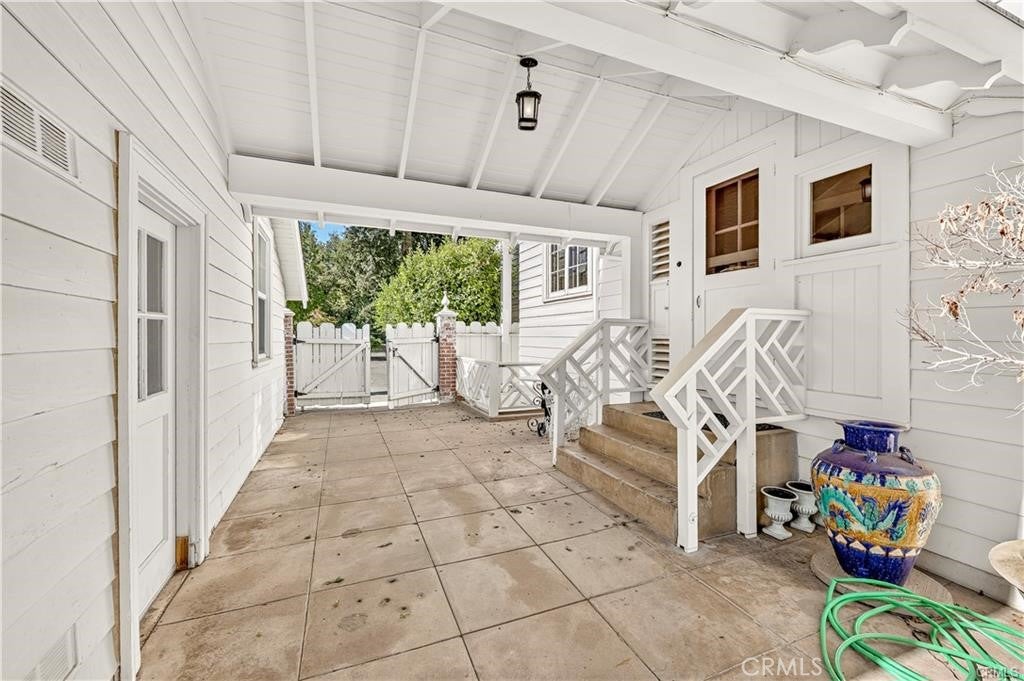 575 Bear Creek Dr