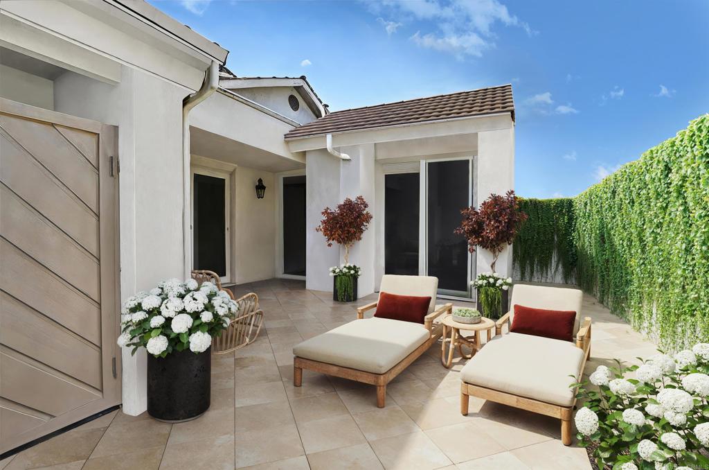 4074 Avenida Brisa