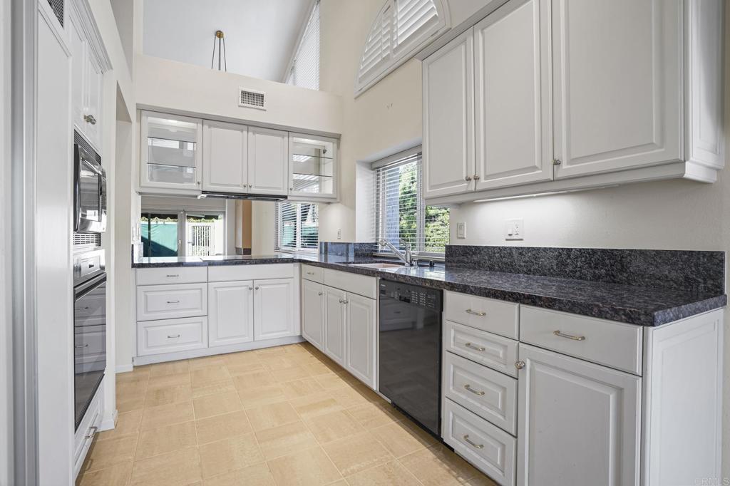 4074 Avenida Brisa