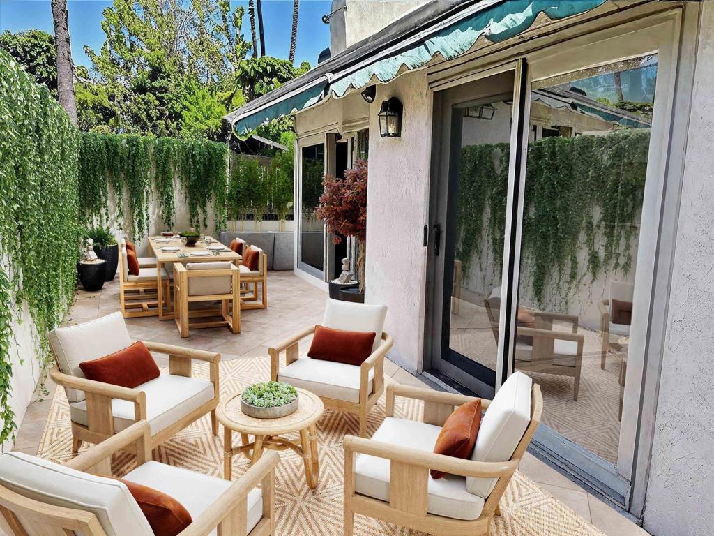 4074 Avenida Brisa