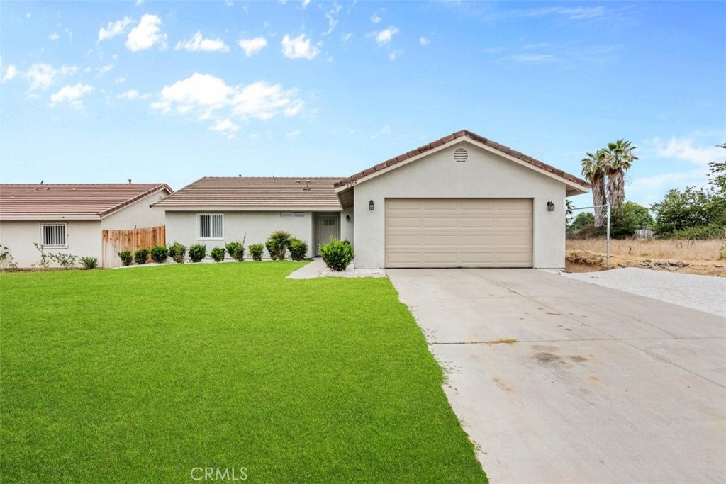 Photo 1 of 30 — 2904 Colima, San Bernardino, CA 92407