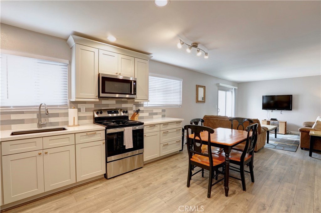 220 Ocean View Avenue 7