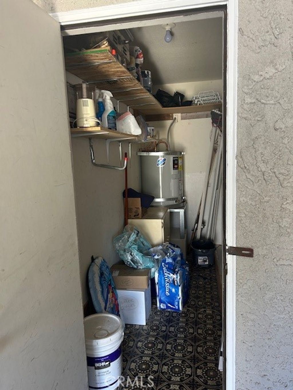 listing image 130720779045246205129