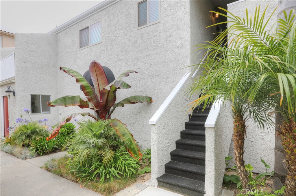 220 Ocean View Avenue 7