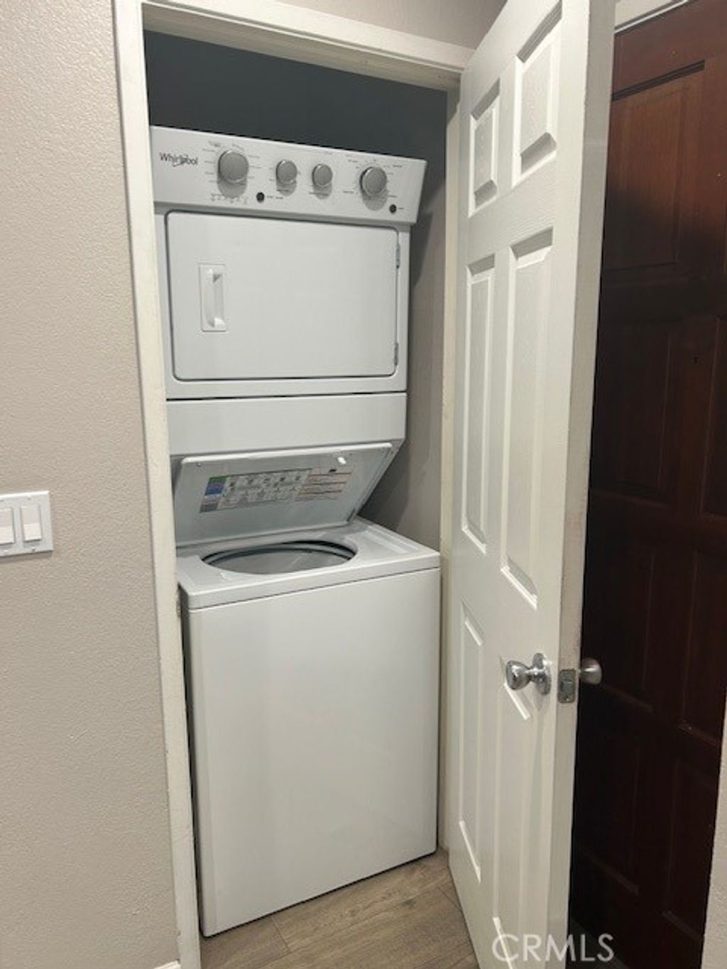 listing image 130726347578270701898
