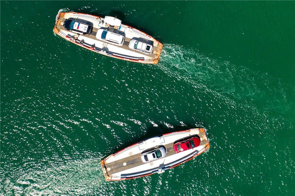 Photo of 700 E Oceanfront, Newport Beach, CA 92661 (MLS # OC26030071)