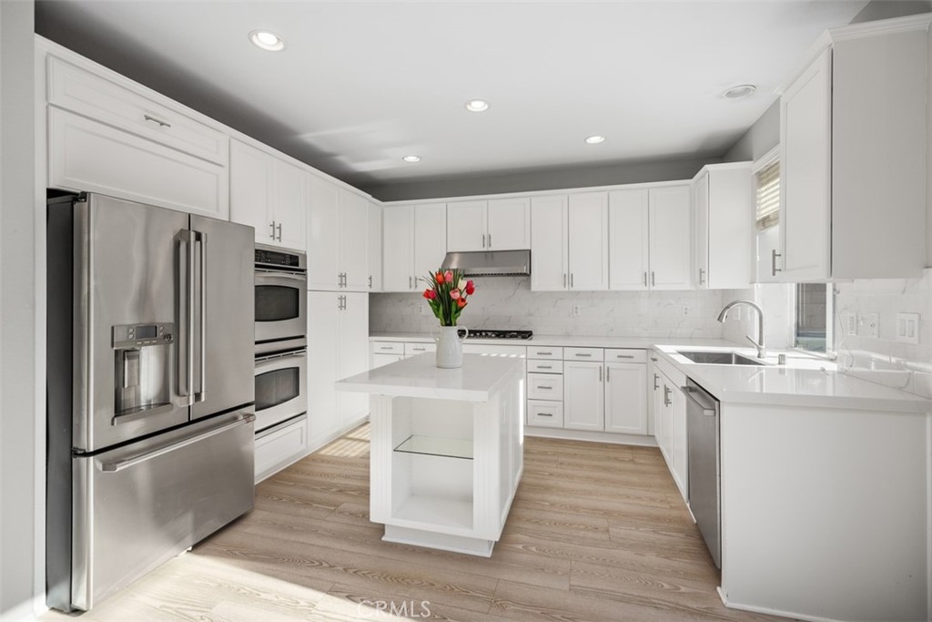 24902 Gardenway Circle