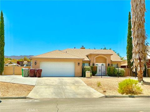 Photo of 58319 Mountain View, Yucca Valley, CA 92284 (MLS # JT26152870)