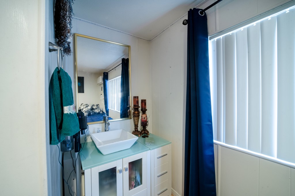 Simi Country Estates Mobile (243) - Manufactured In Park