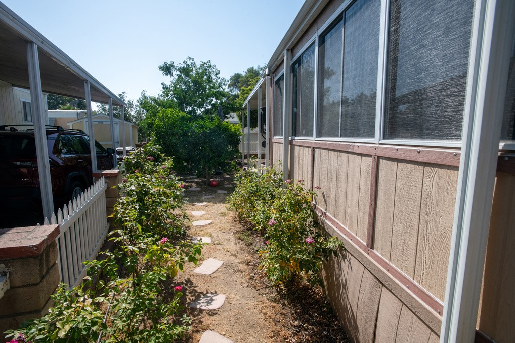 Simi Country Estates Mobile (243) - Manufactured In Park