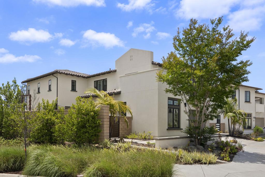 6163 Sagebrush Bend Way