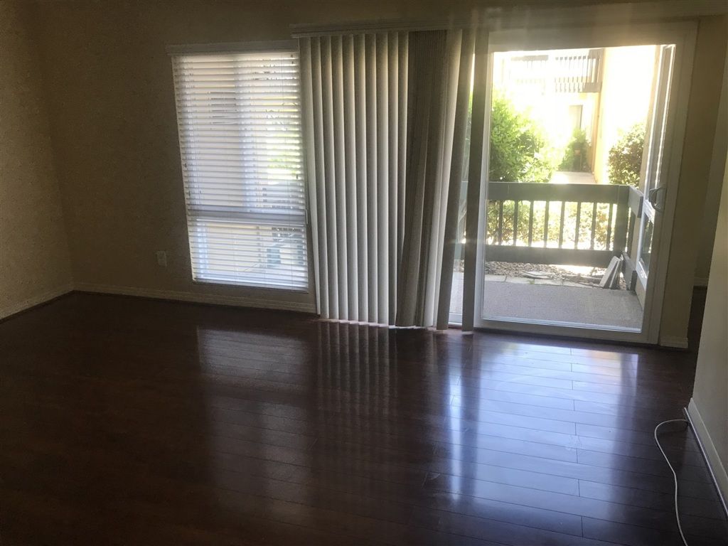 listing image 130727319799434933452