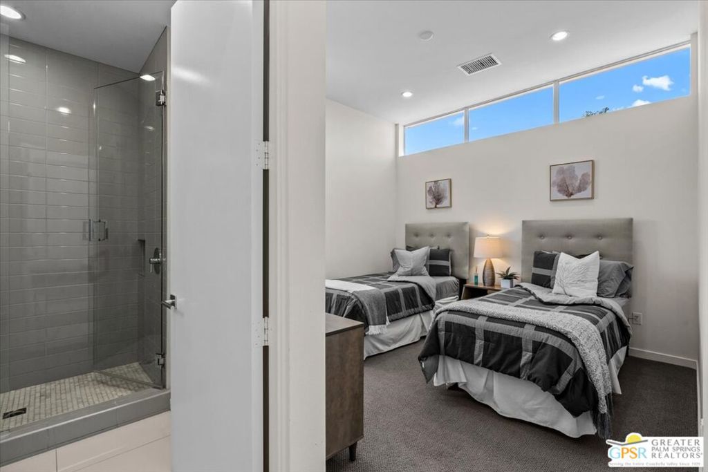 Escena - Residential