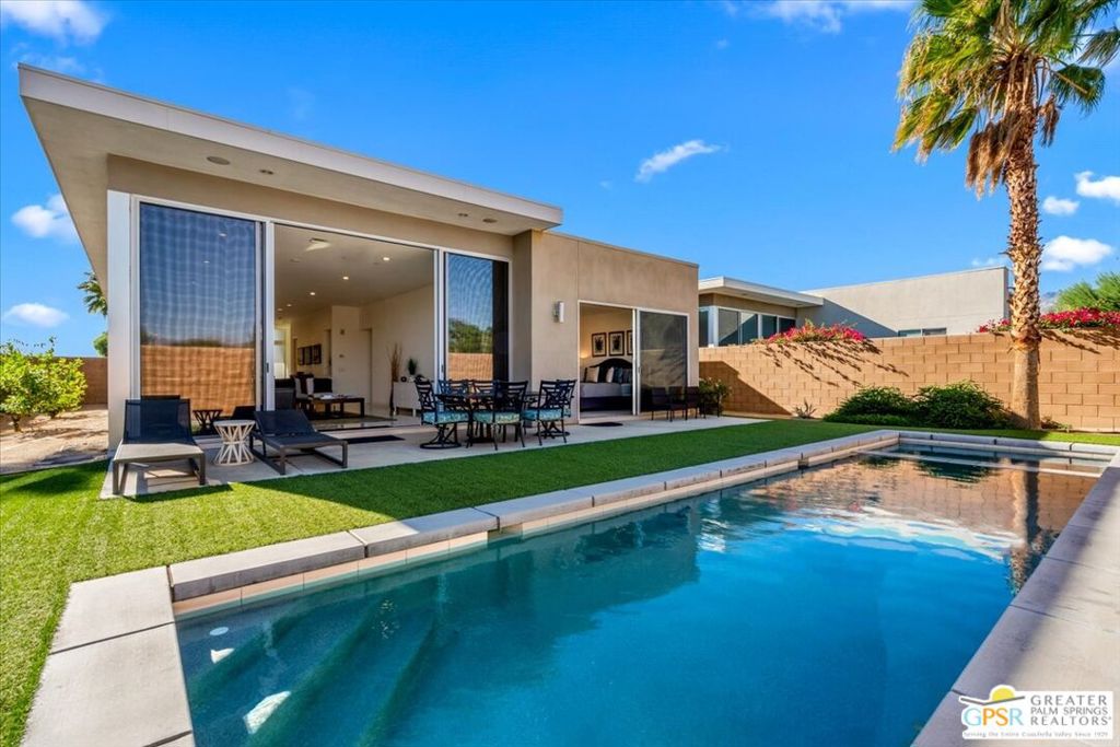 Escena - Residential