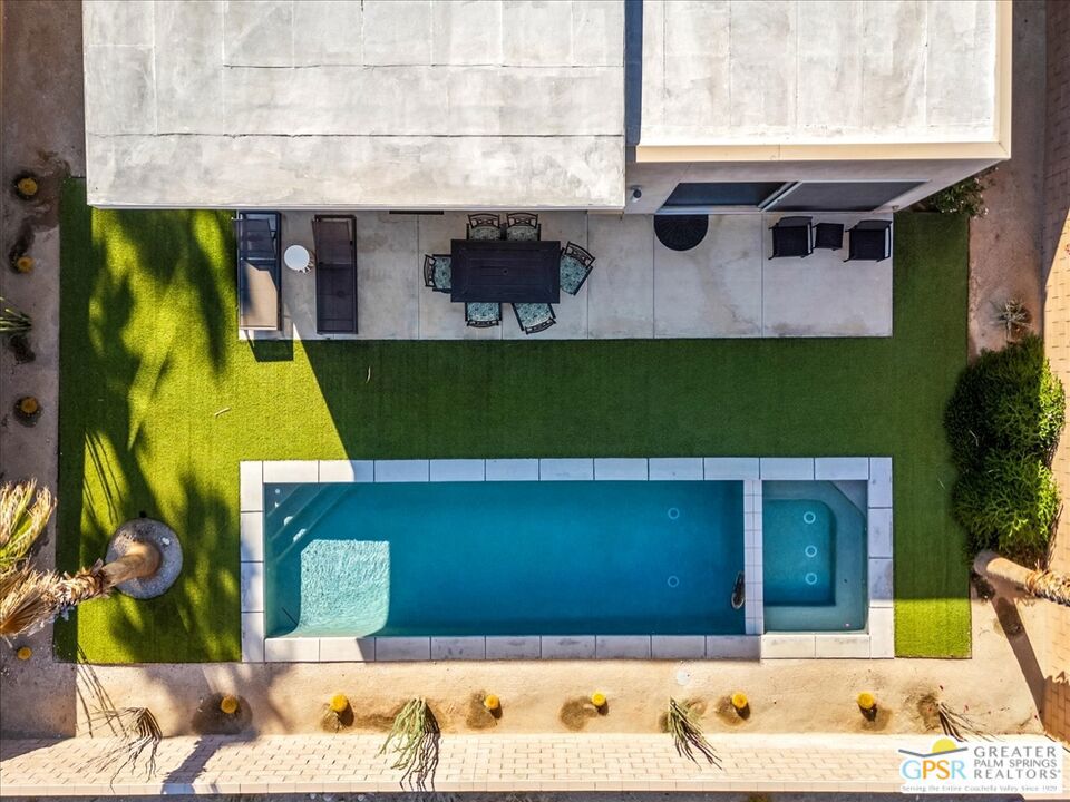 Escena - Residential