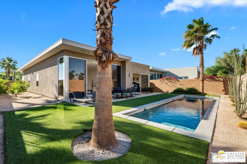 Escena - Residential