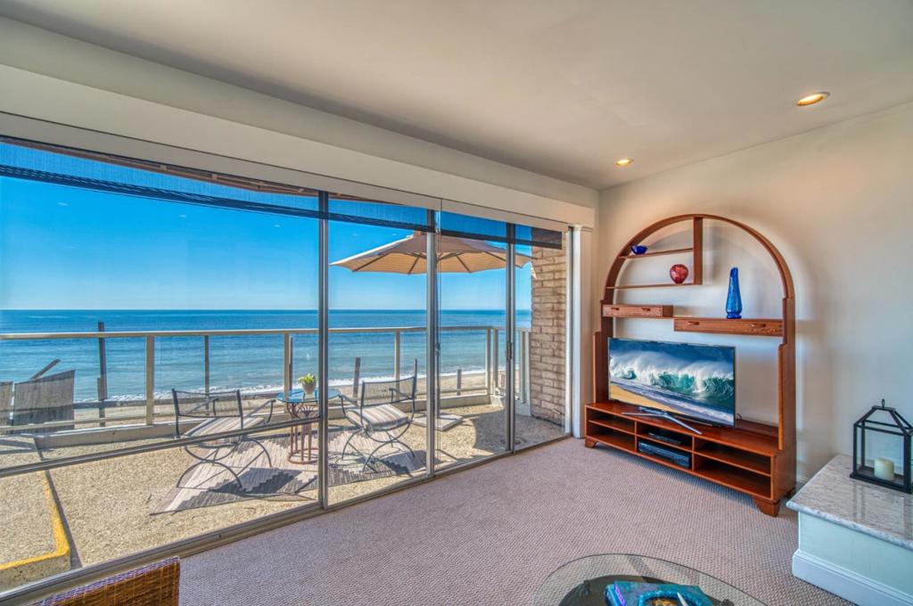 230 Rio Del Mar Boulevard F
