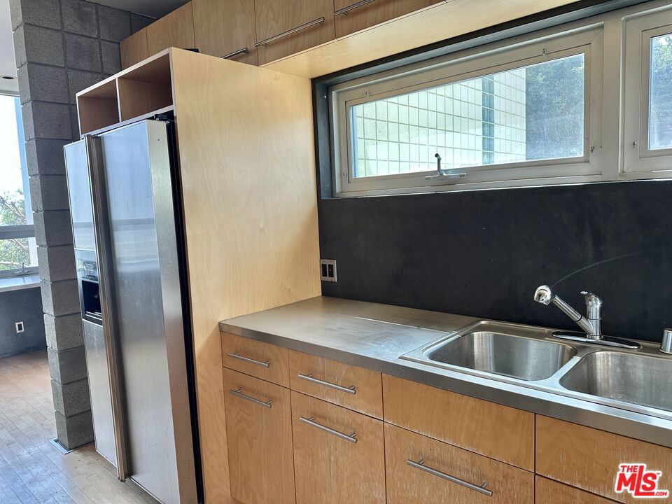3800 Sunswept Drive