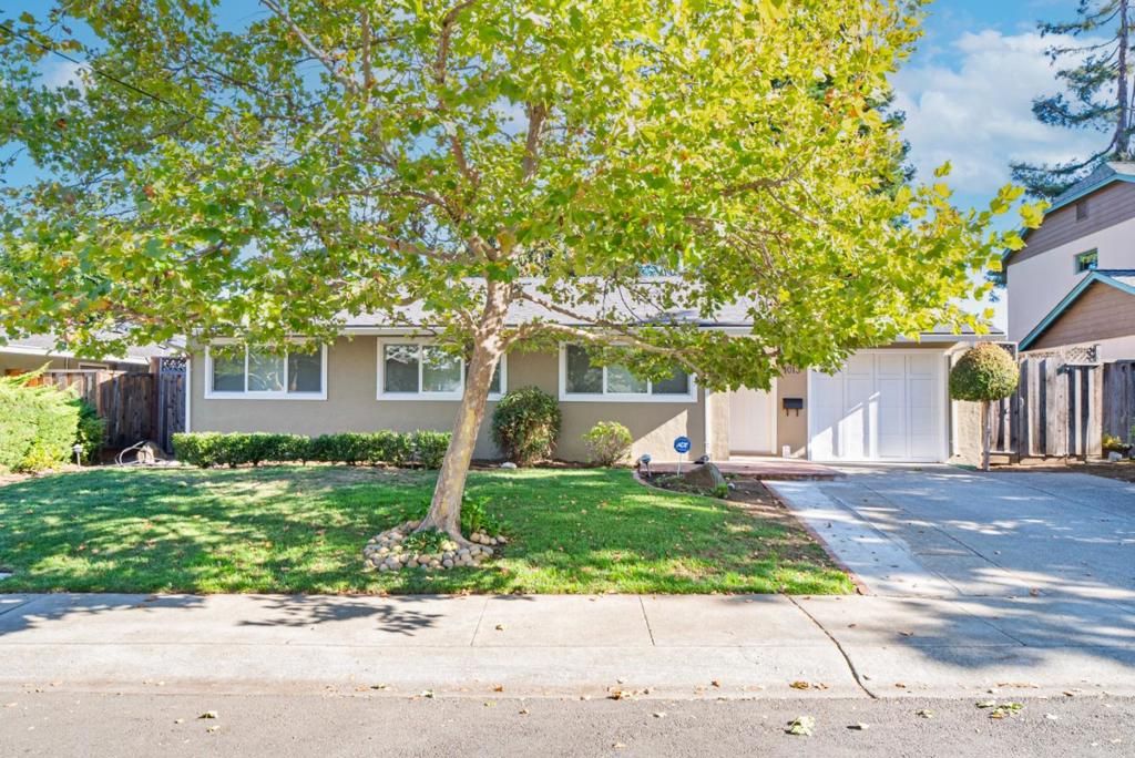 Photo of 1013 Karen Way, Mountain View, CA 94040 (MLS # ML82025597)