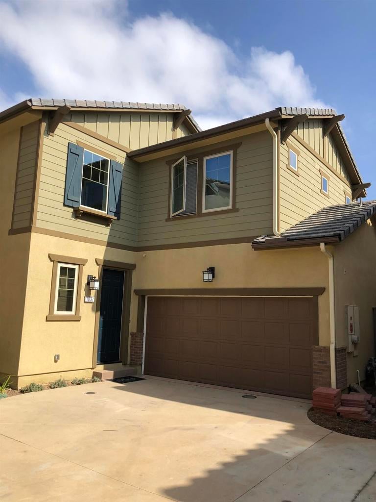 1037 Sea Glass Way WAY