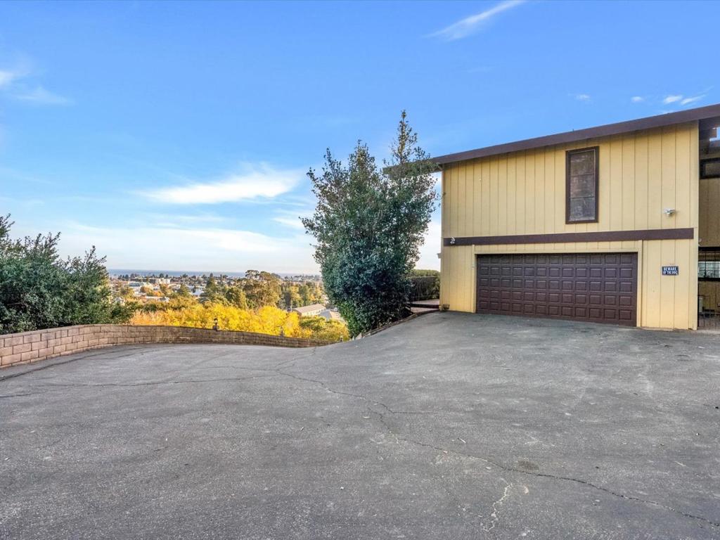 350 Highland Avenue