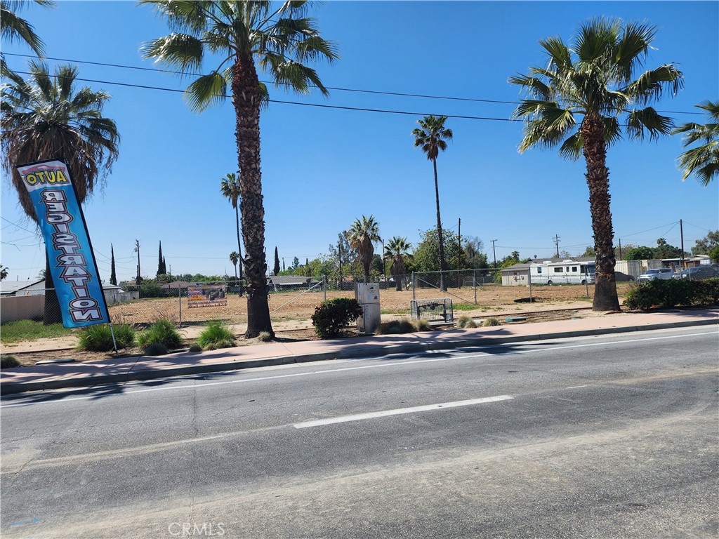 24255 Sunnymead Boulevard