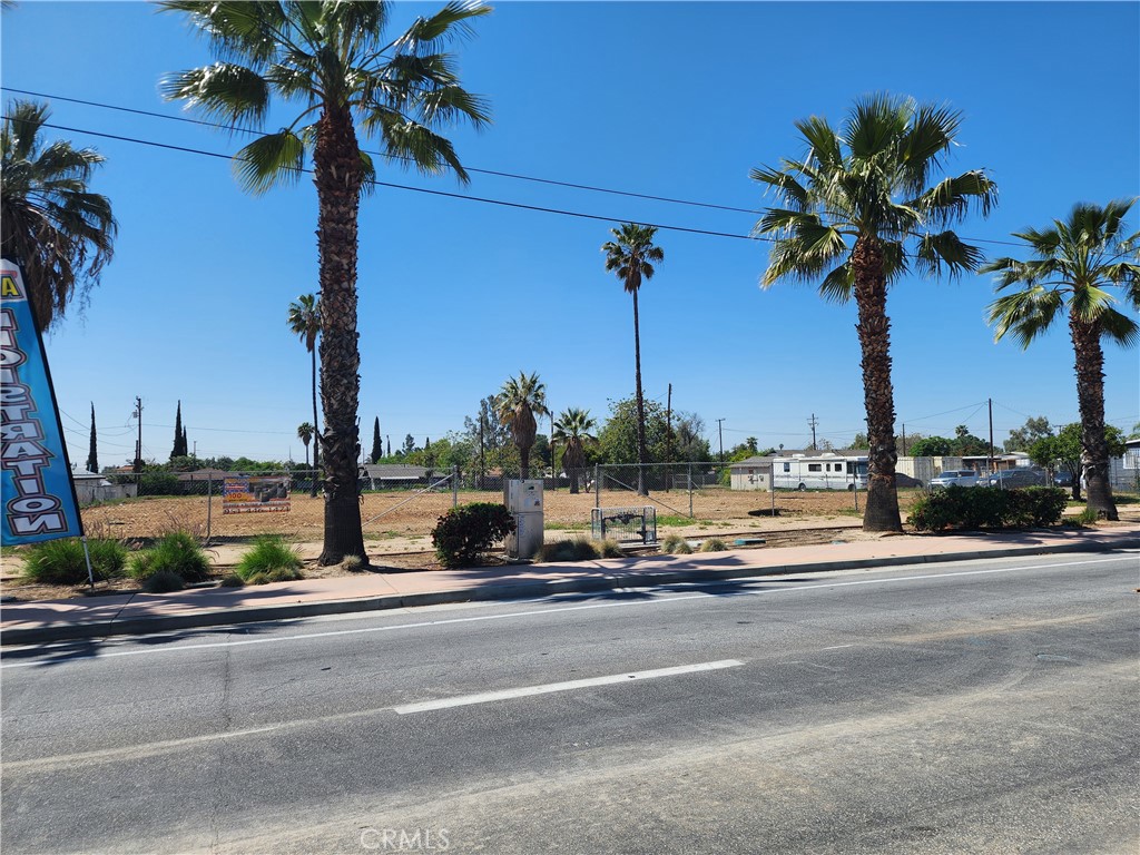 24255 Sunnymead Boulevard