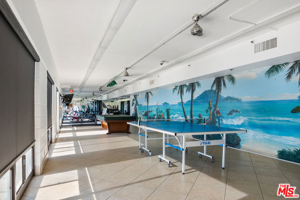 Queens Surf (QS) - Residential