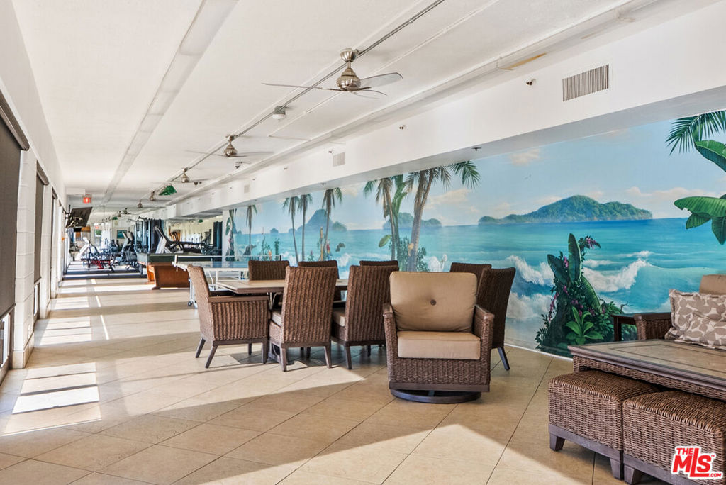 Queens Surf (QS) - Residential