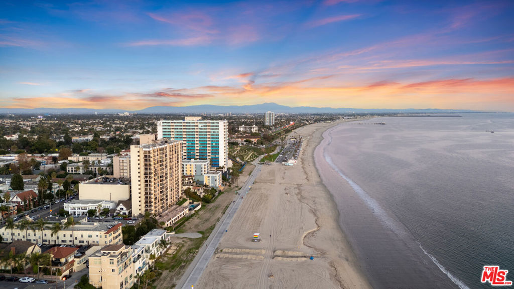 Queens Surf (QS) - Residential