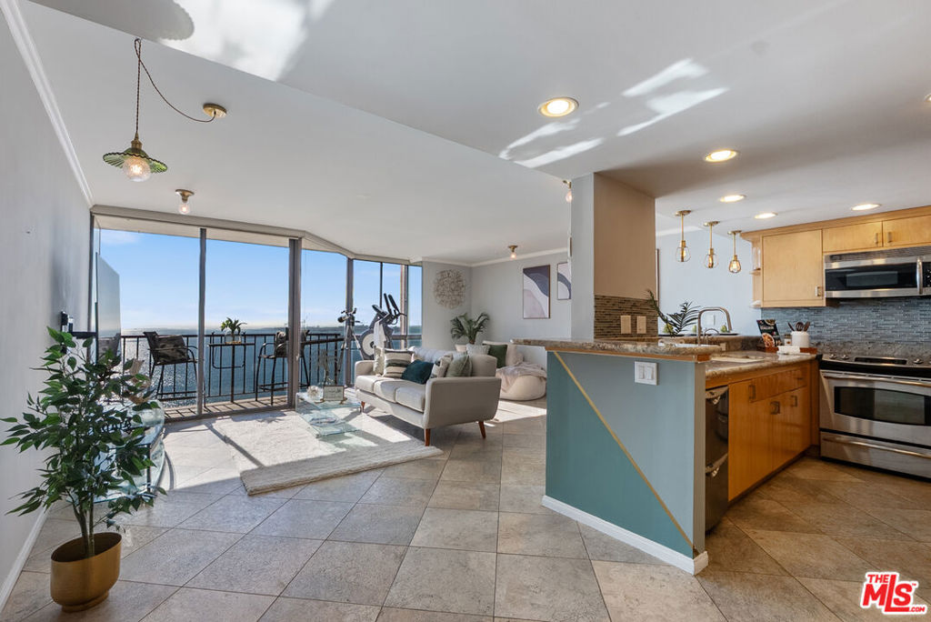 Queens Surf (QS) - Residential