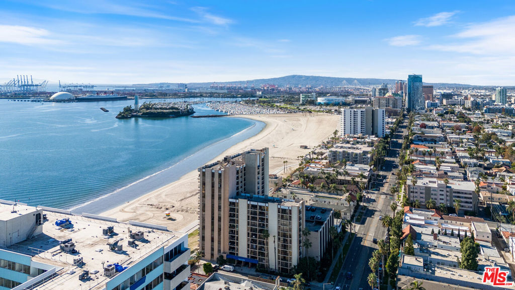 Queens Surf (QS) - Residential