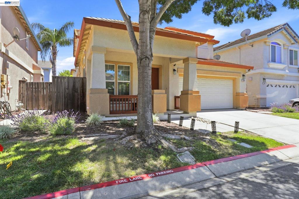 1205 Nellis Ct