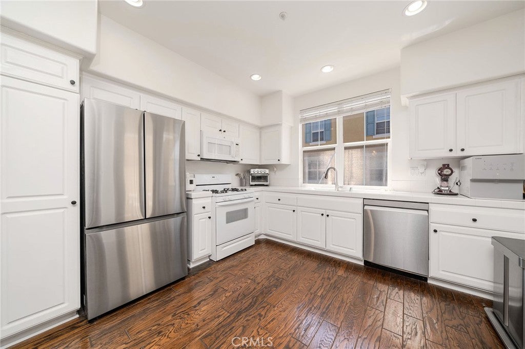 1406 Terra Bella, Irvine CA 92602