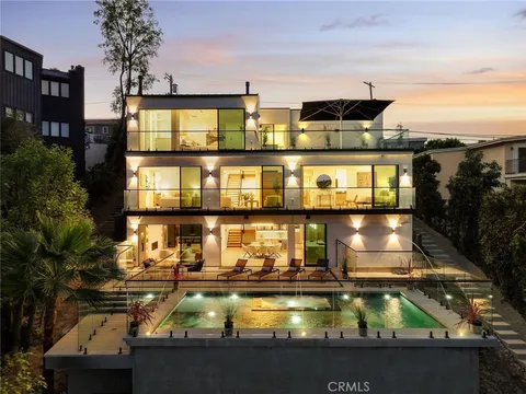 16800 Oak View Dr, Encino, CA 91436 - MLS#: SR25243896