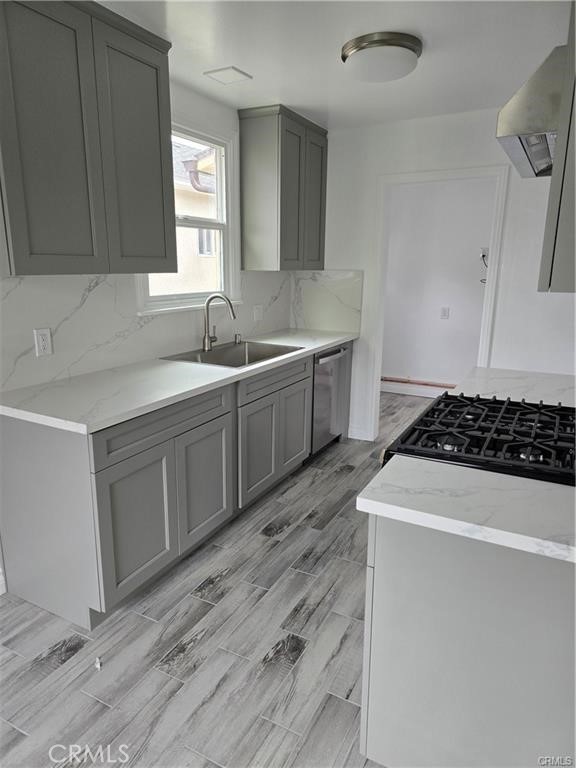 Properties 1 231 E Valencia Avenue C