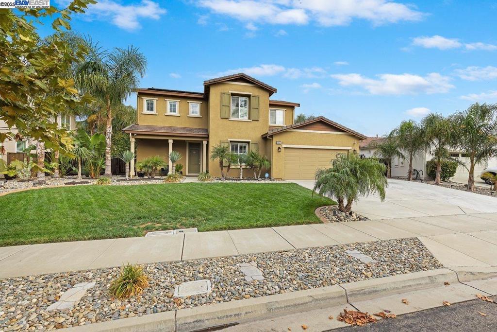 SUMMERLAKE - Residential