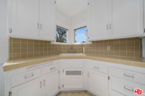 Tiny photo for 1142 Garfield Avenue, Venice, CA 90291 (MLS # 26645833)