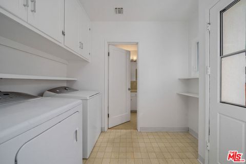Tiny photo for 1142 Garfield Avenue, Venice, CA 90291 (MLS # 26645833)